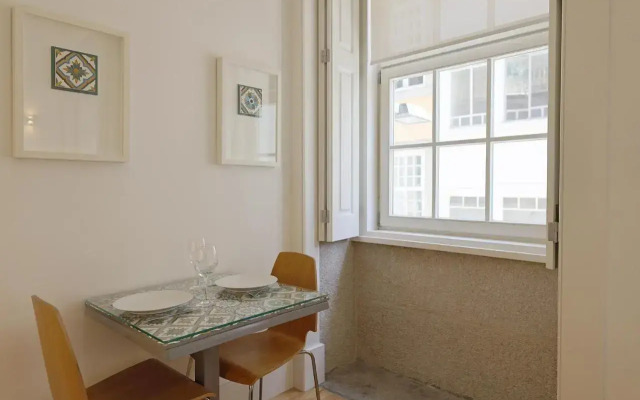 FLH Porto Traditional Studio