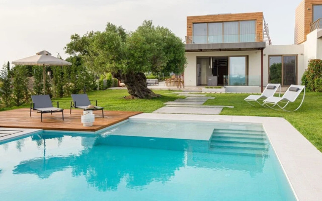 Luria Homes