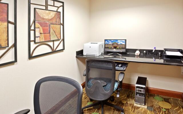 Holiday Inn Express Hotel & Suites Vancouver Mall by IHG
