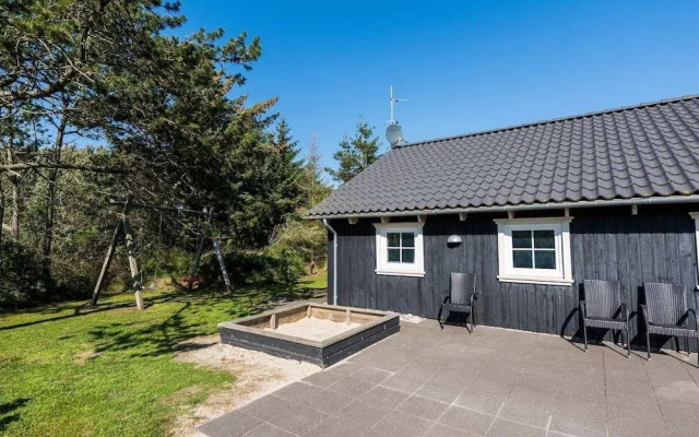 14 Person Holiday Home in Blavand