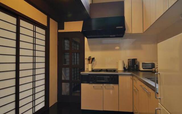 Maeniiya Machiya Inn