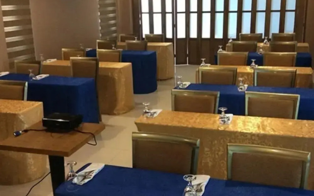 Oryza Hotel