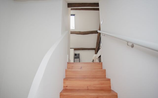 Liiiving - Downtown & Riverside Balcony