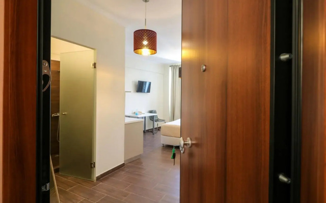 Ermou Fashion Suites #508 @ Plaka - King Size Bed