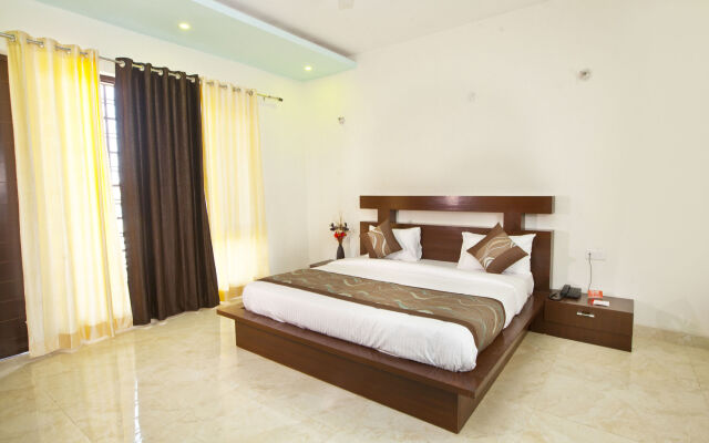 OYO Rooms Huda City Center Market District