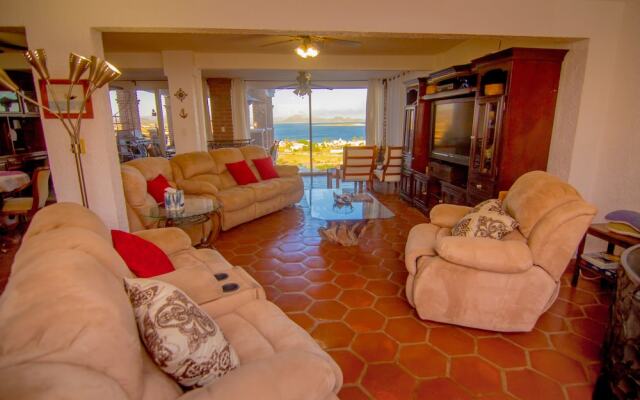 Caracol Peninsula 320 - 3 Br apts