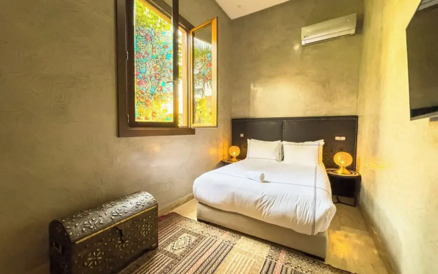 Riad Tonaroz