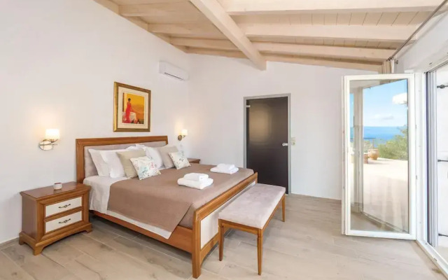 Strati - Fantastic 2 Bedroom Villa With sea Views