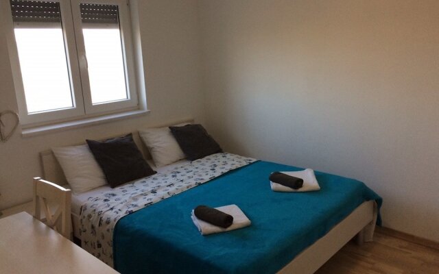 Apartment Hennion / Two Bedrooms A3 Liam