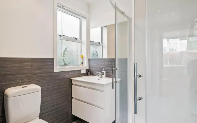 Winara Winner - Waikanae Holiday Home