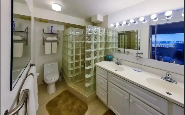 Penthouse 401-ocean/sunset Views