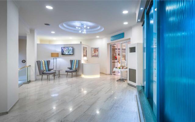 Golden Sun Hotel