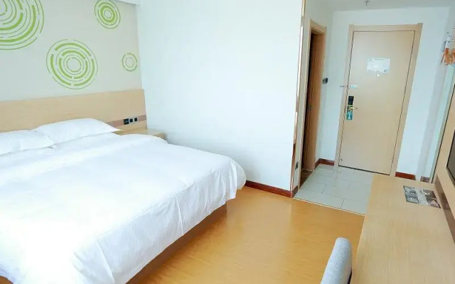 GreenTree Inn Yichun Qingshan Street Express Hotel