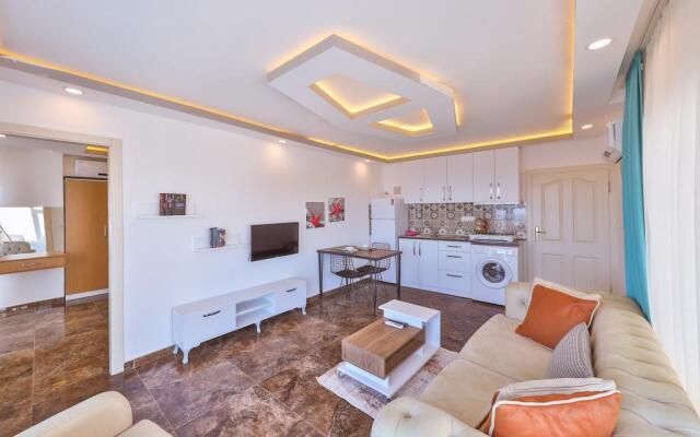 3 House Apart