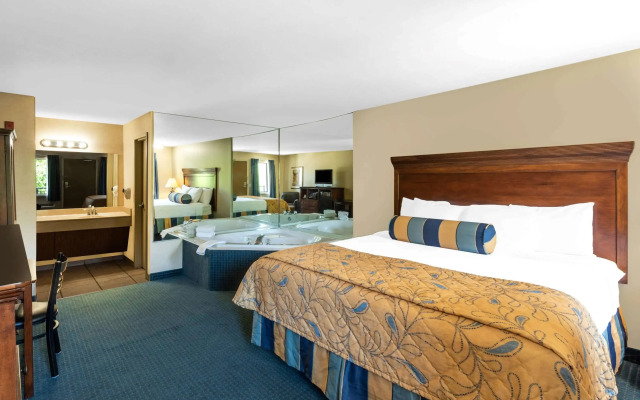 Suburban Studios Branson On The Strip