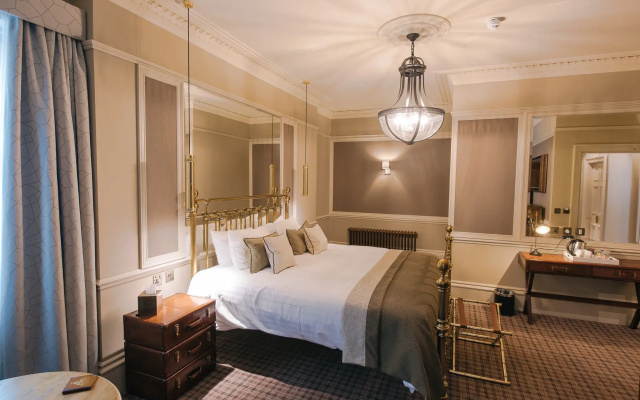 Cornhill Castle Hotel