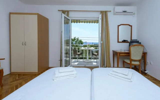Apartments Botica