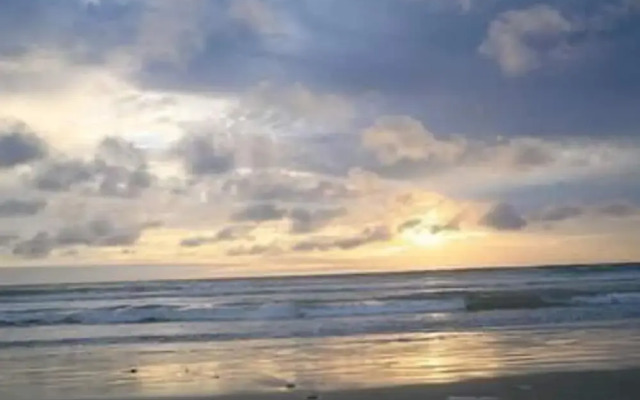 Beacon House by RedAwning