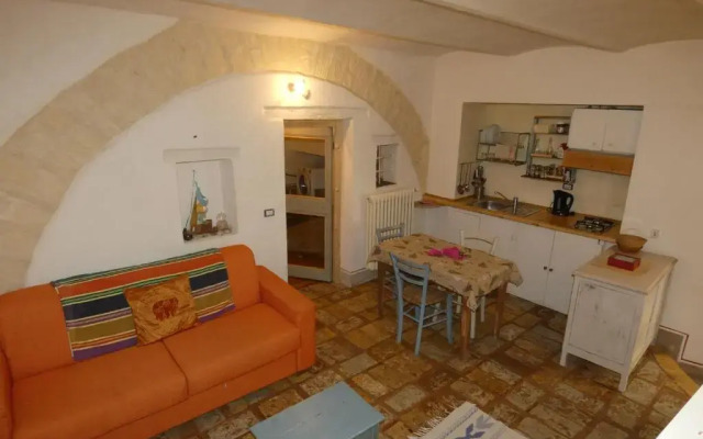 SCAPPO IN UMBRIA, nido cruxburgi