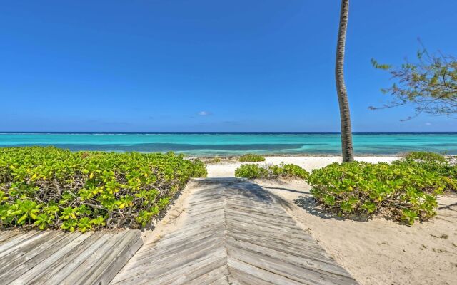 Northside Grand Cayman Getaway w/ Private Beach!