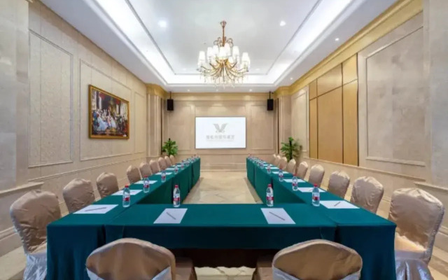 Vienna International Hotel (Chongqing Yufu Industrial Park)