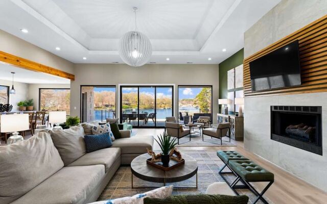 Salience Path W/heated Pool & Game Room