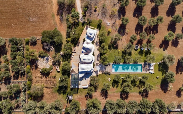 Trullo Cristallo con Piscina by Wonderful Italy