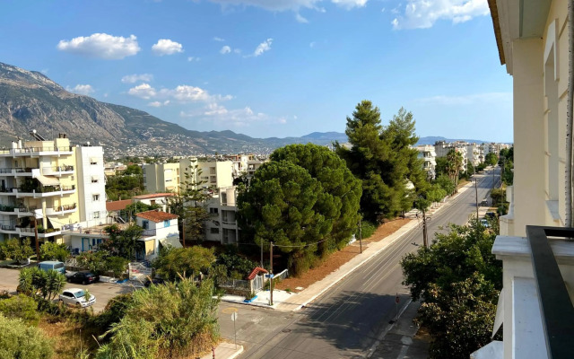 beautiful apartment near the beach