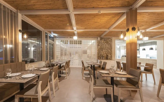 Apollon Windmill Hotel