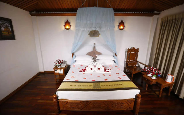 KMA Kaytumadi Hotel