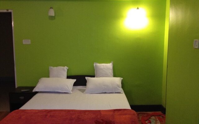 OYO 4305 Yang's Inn