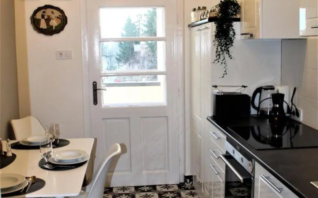 Csilla Home Apartman