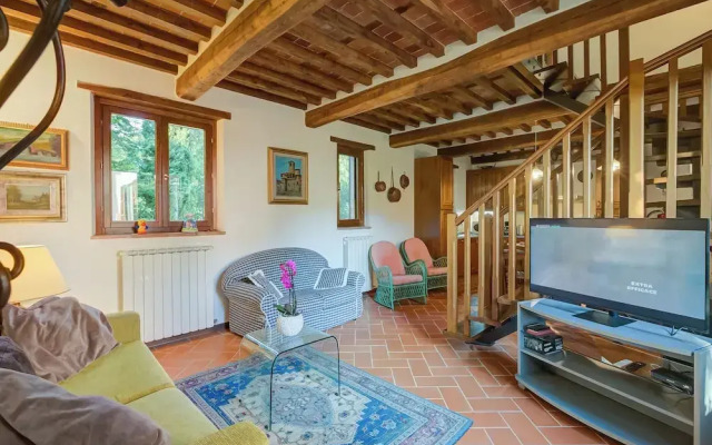 Comfortable Home Romeo Among Greenery