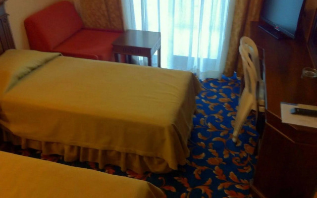 Oasis Otel