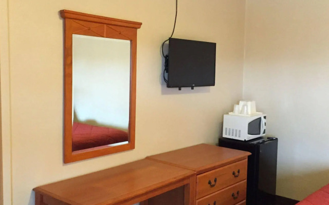 Deluxe Inn