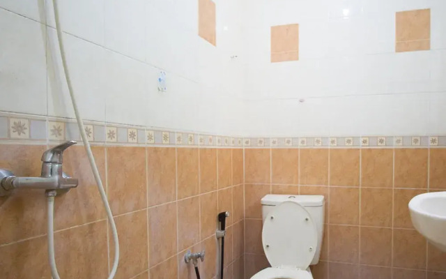 Jasmine Kayla Guest House by RedDoorz