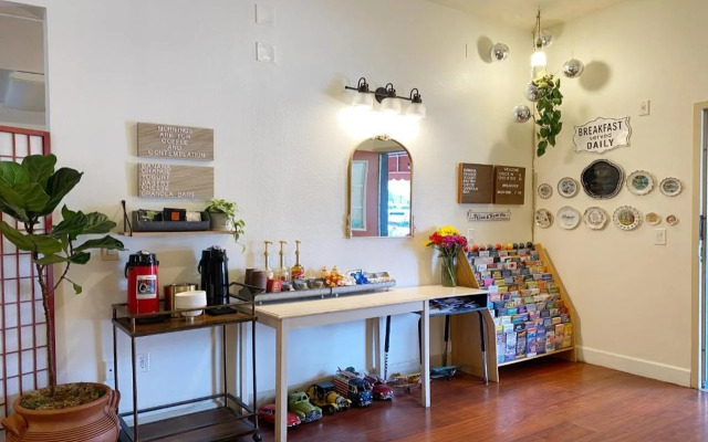 Monarch Valley Inn Marina at Monterey Bay