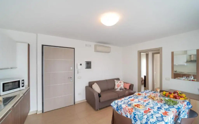 Elegant Residenza Monica Two Bedroom C6 Sleeps 6