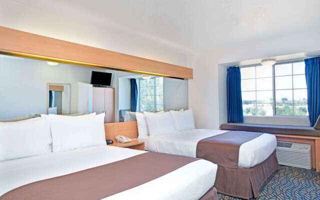 Microtel Inn & Suites by Wyndham Morgan Hill/San Jose Area