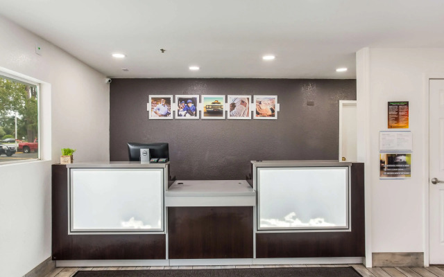 Studio 6 Jacksonville, FL - South