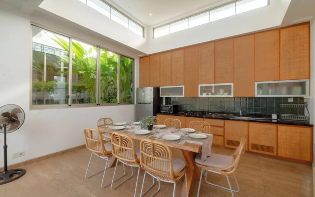 Maestro Bay View Villa