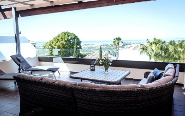 Luxury apartment with panoramic views - Marbella