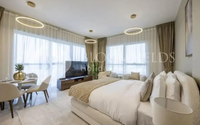 2202 Bloomfileds Modern STU Marina Heigh