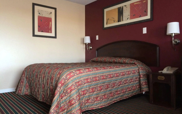 Regal Motel in Las Vegas, New Mexico