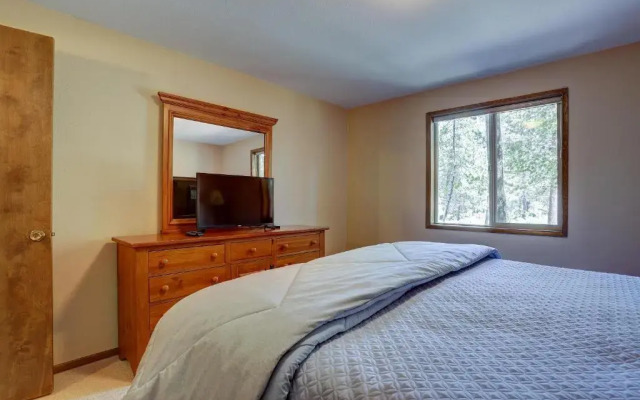 11 Camas-Hot Tub-4BR/2BA