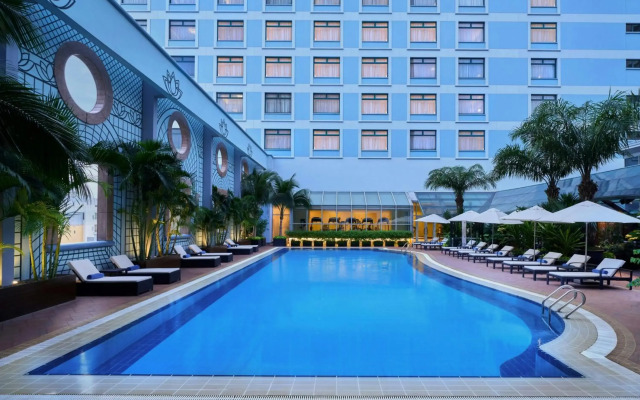 Sheraton Saigon Grand Opera Hotel
