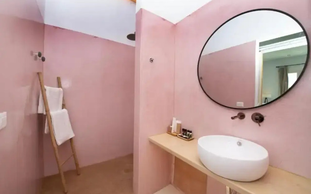 Adyton Lux Suite Mykonos Private Pool Experience