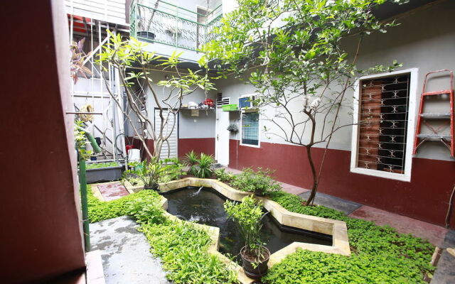 RedDoorz Near WTC Sudirman