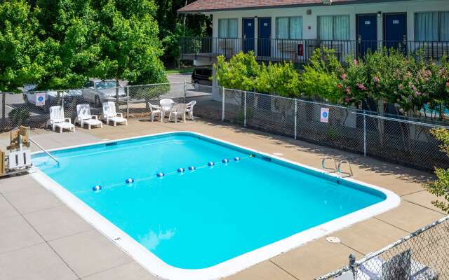 Motel 6 Sandston, VA - Richmond, Va