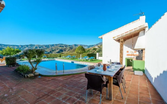 Casa Rosario Almachar by Ruralidays